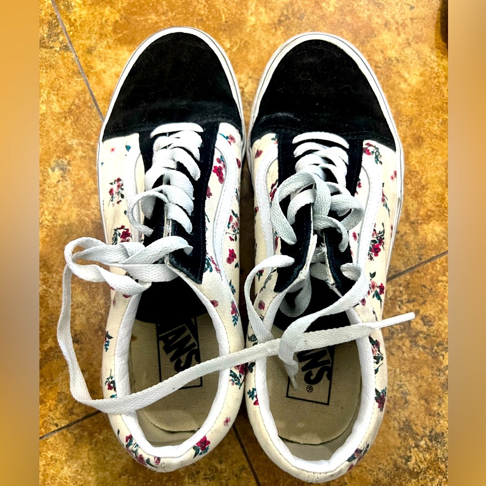 Vans Black and Red Sneakers